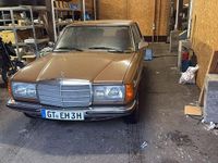 Gebraucht Mercedes E280 185 PS (136 kW) 1981 Braun Limousine