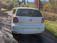 Gebraucht VW Polo 105 PS (77 kW) 2015 Weiß Kleinwagen