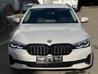 Gebraucht BMW 530 Performance 286 PS (210 kW) 2022 Mineralweiss Kombi