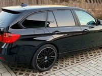 Gebraucht BMW 320 Sport Line 184 PS (135 kW) 2012 Schwarz Kombi