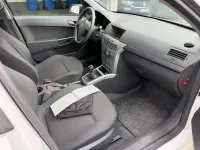 Gebraucht Opel Astra 90 PS (66 kW) 2009 Weiß Limousine