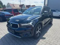 Gebraucht Volvo XC40 150 PS (110 kW) 2020 Schwarz metallic SUV