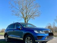 Gebraucht VW Touareg 262 PS (192 kW) 2017 Blau SUV