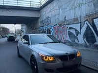 Gebraucht BMW 520 177 PS (130 kW) 2005 Silber Limousine