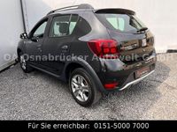 Gebraucht Dacia Sandero Prestige 90 PS (66 kW) 2017 Schwarz SUV