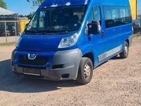 Second-hand Peugeot Boxer 131 CP (96 kW) 2012 Albastru Van