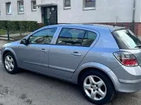 Gebraucht Opel Astra Club 103 PS (75 kW) 2008 Blau Limousine