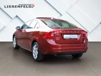 Gebraucht Volvo S60 Momentum 136 PS (100 kW) 2014 Flamenco red / Limousine