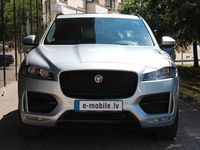 Gebraucht Jaguar F-Pace R-Sport 179 PS (131 kW) 2019 Silber SUV