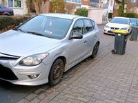 gebraucht Hyundai i30 1.6 CRDi 66 kW Classic Classic