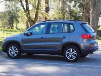 Gebraucht VW Tiguan 140 PS (102 kW) 2013 Grau SUV