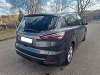 Gebraucht Ford S-MAX S 160 PS (117 kW) 2018 Silber Van / Kleinbus