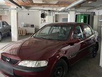 Gebraucht Opel Vectra 75 PS (55 kW) 1996 Rot Limousine