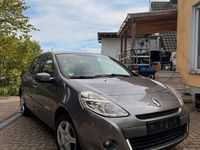 Gebraucht Renault Clio III 75 PS (55 kW) 2013 Grau Kleinwagen
