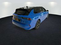 Neu Opel Astra 131 PS (96 kW) 2025 Lackierung watteau grn/typ aus Kombi