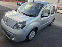 Gebraucht Renault Kangoo 90 PS (66 kW) 2013 Silber Van / Kleinbus