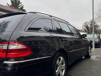 Gebraucht Mercedes E280 Avantgarde 177 PS (130 kW) 2006 Schwarz Limousine