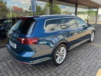 Gebraucht VW Passat Elegance 200 PS (147 kW) 2022 Blau Kombi