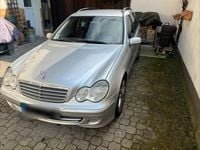 Gebraucht Mercedes C220 150 PS (110 kW) 2004 Silber Kombi