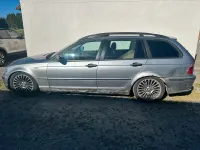 Gebraucht BMW 320 153 PS (112 kW) 2002 Grau Kombi