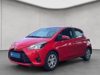 Gebraucht Toyota Yaris Basis 69 PS (50 kW) 2017 Vulcanorot Kleinwagen