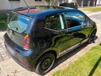 Second-hand VW up! 60 CP (44 kW) 2018 Negru Hatchback
