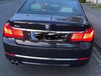 Second-hand BMW 730 258 CP (189 kW) 2013 Negru Berlinǎ