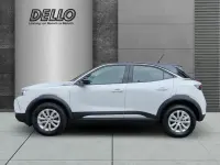 Używany Opel Mokka Edition 101 KM (74 kW) 2022 Biały SUV