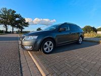 Gebraucht Skoda Octavia Ambition 140 PS (102 kW) 2015 Grau Kombi