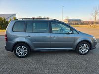 Gebraucht VW Touran Trendline 102 PS (75 kW) 2007 Grau Van / Kleinbus