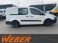Gebraucht Peugeot Partner 99 PS (72 kW) 2017 Weiß Van / Kleinbus