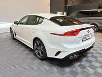 Gebraucht Kia Stinger GT 370 PS (272 kW) 2018 Weiß Kleinwagen