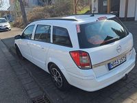 Gebraucht Opel Astra 101 PS (74 kW) 2009 Kombi