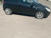 Second-hand Opel Corsa 101 CP (74 kW) 2013 Negru Hatchback