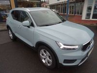 gebraucht Volvo XC40 Momentum 2WD