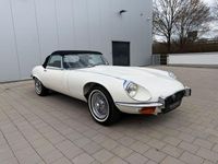 Second-hand Jaguar E-Type 268 CP (197 kW) 1974 Alb Cabrio
