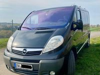 Gebraucht Opel Vivaro 145 PS (106 kW) 2011 Schwarz Van / Kleinbus