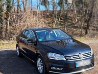 Gebraucht VW Passat R-line 105 PS (77 kW) 2012 Schwarz Limousine