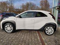 Gebraucht Toyota Aygo X X-play 72 PS (52 kW) 2022 Weiß SUV