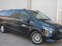 Gebraucht Mercedes V300 Avantgarde 237 PS (174 kW) 2024 Schwarz Van / Kleinbus