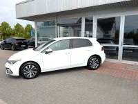 Gebraucht VW Golf VIII Style 150 PS (110 kW) 2022 Weiß Limousine