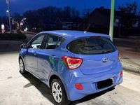 Gebraucht Hyundai i10 Style 91 PS (66 kW) 2016 Blau Kleinwagen