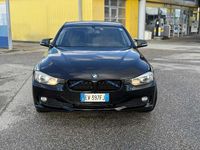 Gebraucht BMW 318 143 PS (105 kW) 2014 Schwarz Kombi