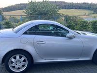 Second-hand Mercedes SLK200 163 CP (119 kW) 2006 Argintiu Cabrio