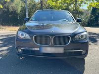 Gebraucht BMW 730 245 PS (180 kW) 2011 Grau Limousine