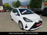 Gebraucht Toyota Yaris Comfort 72 PS (52 kW) 2020 Weiß Kleinwagen