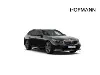 Neu BMW 520 197 PS (144 kW) 2026 Saphirschwarz metallic Kombi