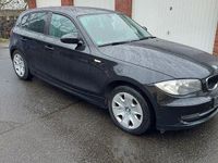 Gebraucht BMW 116 122 PS (89 kW) 2008 Schwarz Kleinwagen