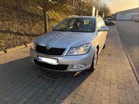 Gebraucht Skoda Octavia Elegance 140 PS (102 kW) 2011 Silber Kombi