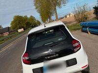 Gebraucht Renault Twingo 70 PS (51 kW) 2017 Weiß Kleinwagen